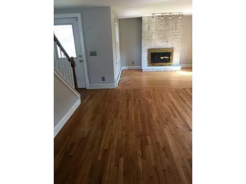 22 Myrtle Ave, Warwick, RI 02886 photo 4