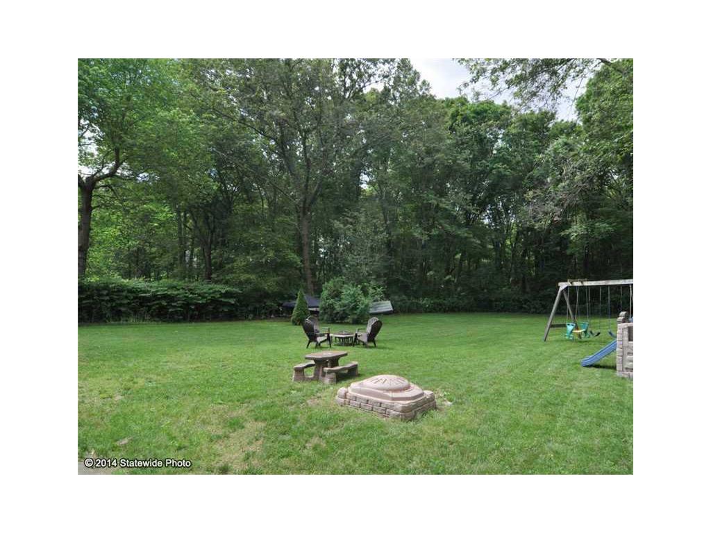 29 Poplar Ave, Warwick, RI 02889 photo 12