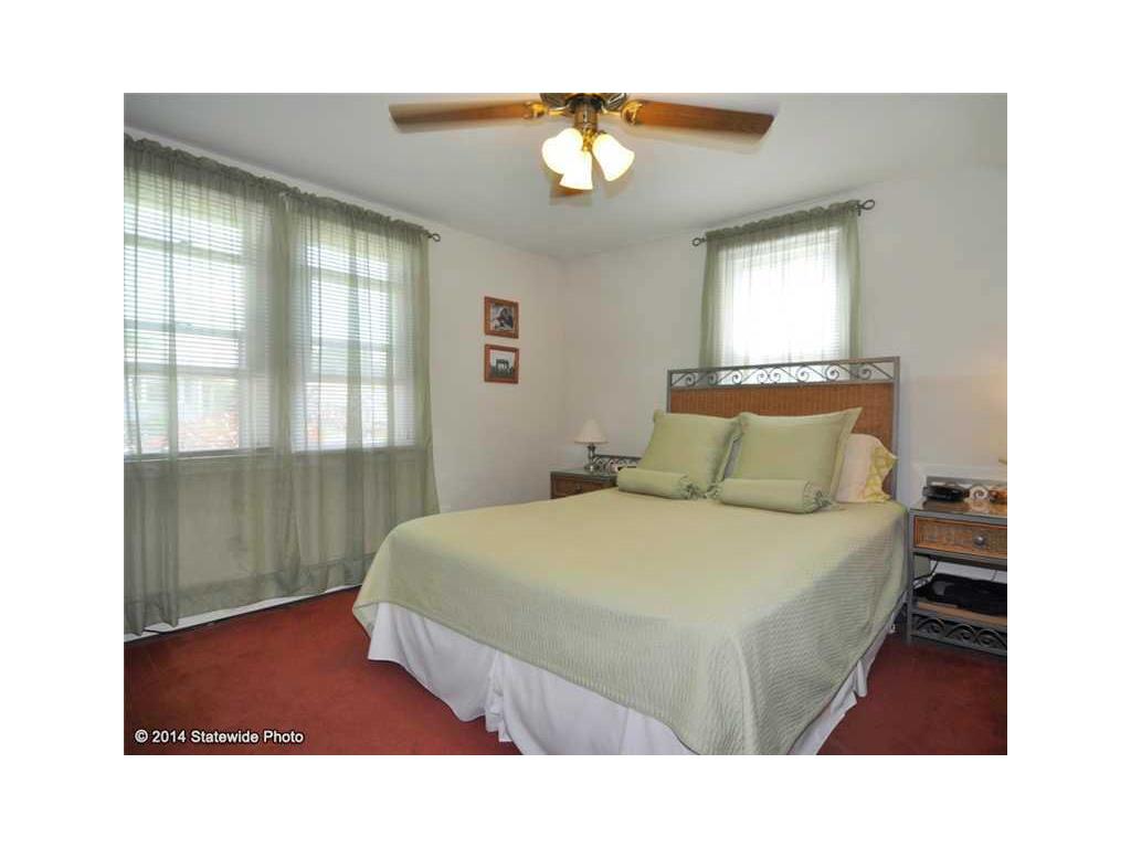 29 Poplar Ave, Warwick, RI 02889 photo 16