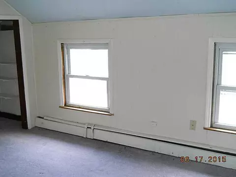 32 Carder Rd, Warwick, RI 02889 photo 8