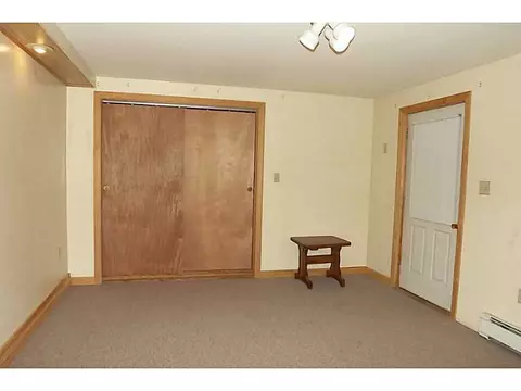 33 Symonds Ave, Warwick, RI 02889 photo 17
