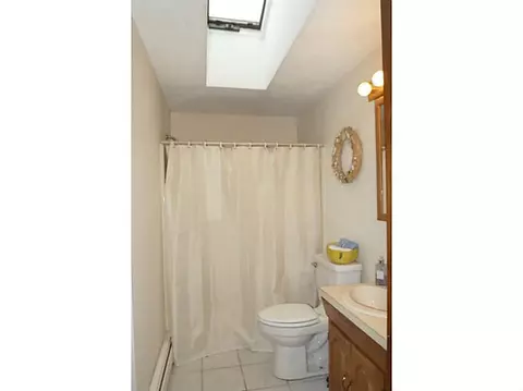 33 Symonds Ave, Warwick, RI 02889 photo 12
