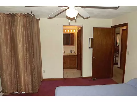 33 Symonds Ave, Warwick, RI 02889 photo 8
