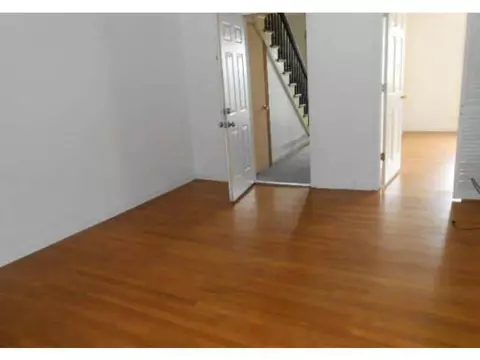 18 Chestnut St, Westerly, RI 02891 photo 11