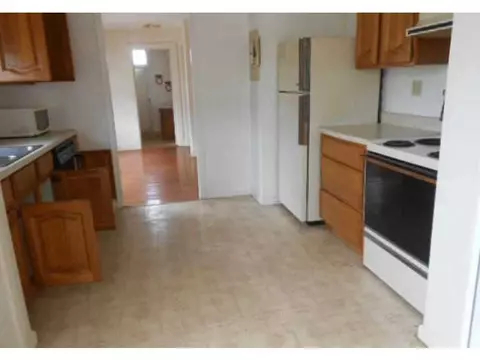 18 Chestnut St, Westerly, RI 02891 photo 10