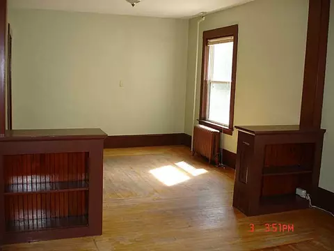 36 Morton Ave, Woonsocket, RI 02895 photo 13