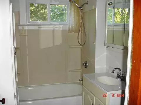 36 Morton Ave, Woonsocket, RI 02895 photo 11