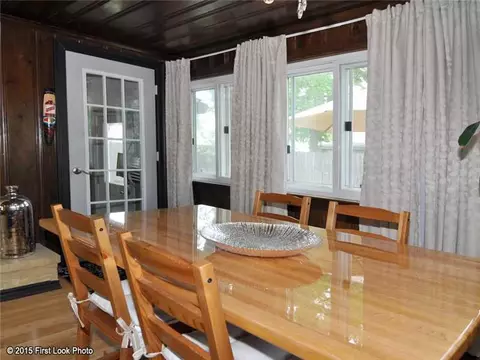 79 Harmony Ct, Warwick, RI 02889 photo 9