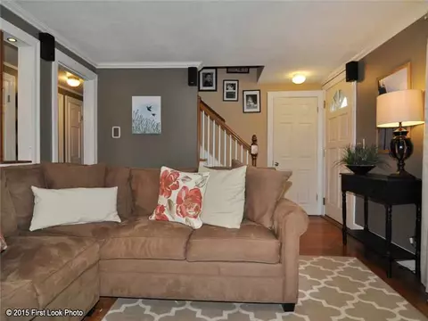 79 Harmony Ct, Warwick, RI 02889 photo 5