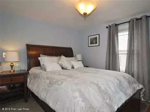 79 Harmony Ct, Warwick, RI 02889 photo 17