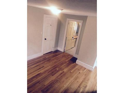 898 Bernon St, Woonsocket, RI 02895 photo 9