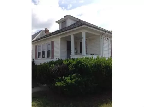 484 Warwick Ave, Warwick, RI 02888 photo 1
