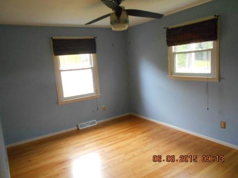 101 Surrey Ln, Woonsocket, RI 02895 photo 14
