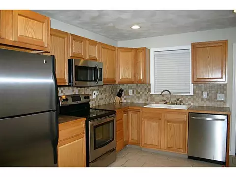 120 Milton Rd, Warwick, RI 02888 photo 5