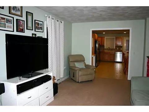 120 Milton Rd, Warwick, RI 02888 photo 4
