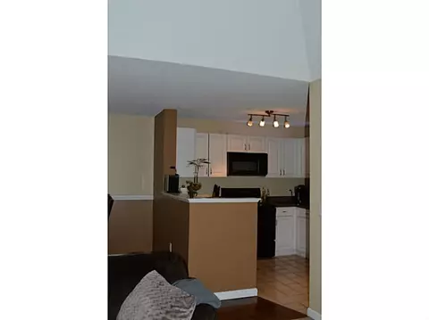 104 Mill St #304, Woonsocket, RI 02895 photo 10