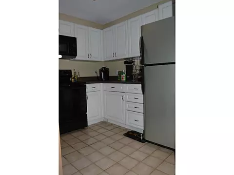 104 Mill St #304, Woonsocket, RI 02895 photo 11