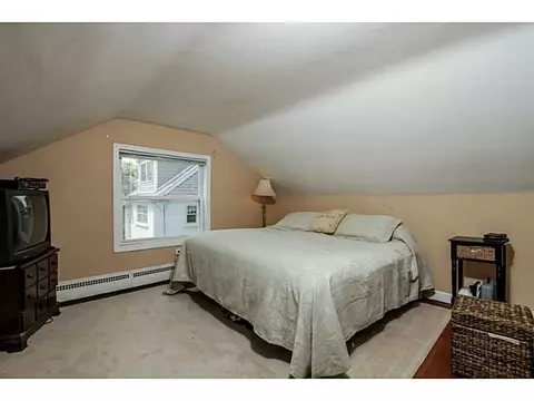 345 Capron Farm Dr, Warwick, RI 02886 photo 14