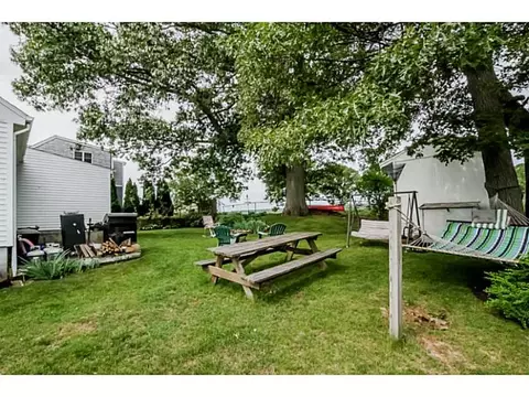 345 Capron Farm Dr, Warwick, RI 02886 photo 19