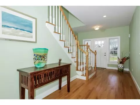 7 Donross Dr, Westerly, RI 02891 photo 4