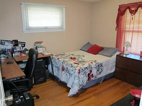 81 Ruskin Ave, Woonsocket, RI 02895 photo 9