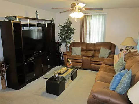81 Ruskin Ave, Woonsocket, RI 02895 photo 4