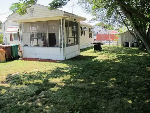 81 Ruskin Ave, Woonsocket, RI 02895 photo 14