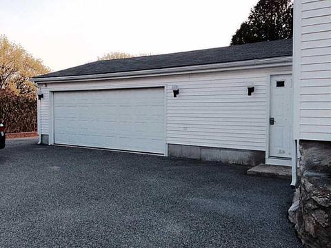 1914 Mendon Rd, Woonsocket, RI 02895 photo 3