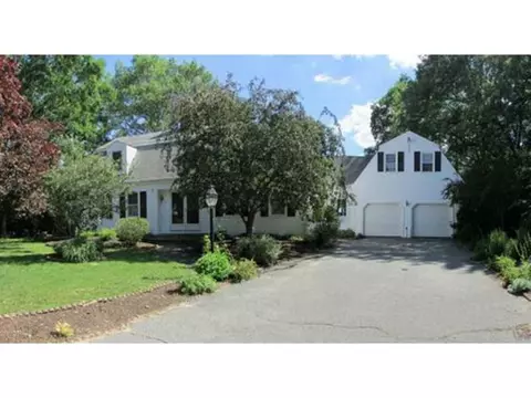 6 Peninsula Ct, Coventry, RI 02816 photo 2