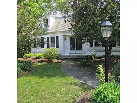 6 Peninsula Ct, Coventry, RI 02816 photo 3