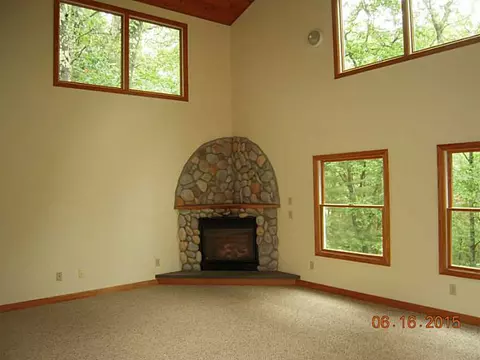 79 Wolf Rock Rd, Exeter, RI 02822 photo 4