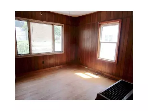 32 Slater St, Fall River, MA 02720 photo 9