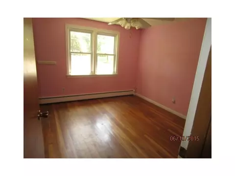 101 Sefton Ave, Warwick, RI 02889 photo 6