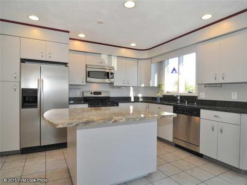 74 Sturbridge Dr, Warwick, RI 02886 photo 10
