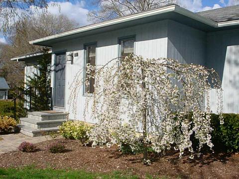 74 Sturbridge Dr, Warwick, RI 02886 photo 2