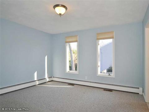 74 Sturbridge Dr, Warwick, RI 02886 photo 16