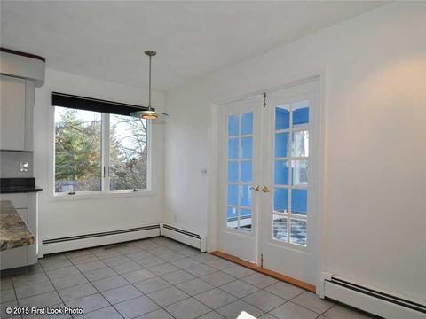 74 Sturbridge Dr, Warwick, RI 02886 photo 13