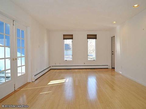74 Sturbridge Dr, Warwick, RI 02886 photo 7