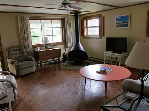 30 Benson Ave, Westerly, RI 02891 photo 3