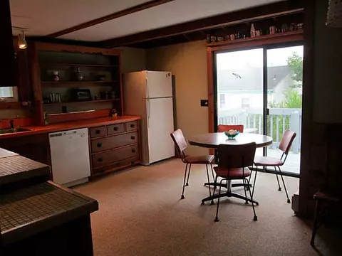 30 Benson Ave, Westerly, RI 02891 photo 13