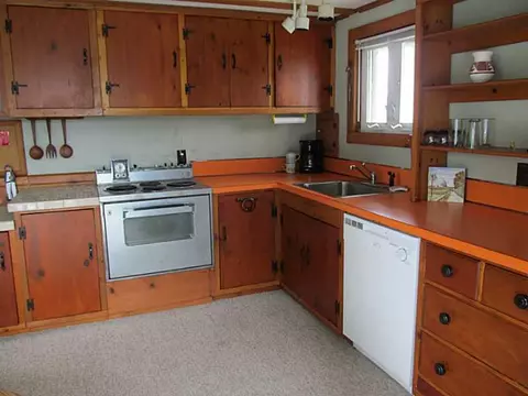 30 Benson Ave, Westerly, RI 02891 photo 11
