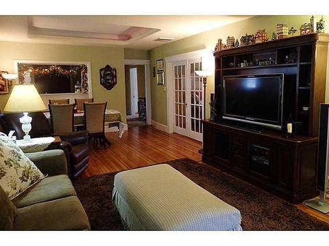 240 Winter St, Woonsocket, RI 02895 photo 9