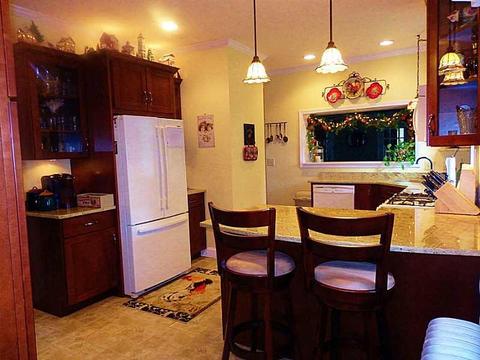240 Winter St, Woonsocket, RI 02895 photo 3