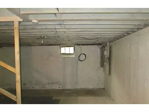 30 Bangor St, Warwick, RI 02886 photo 10