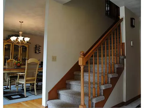 33 Sugar Maple Dr, Coventry, RI 02816 photo 8
