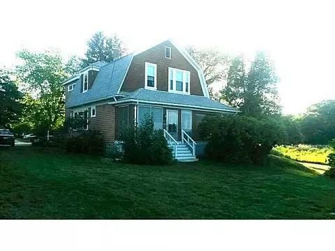 1 Possner Ave, Warwick, RI 02889 photo 1