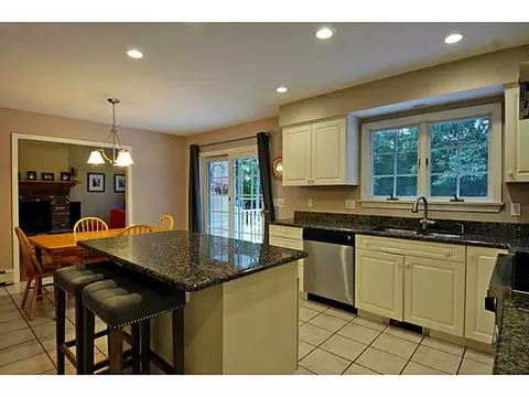 21 Piezzo Dr, Westerly, RI 02891 photo 11
