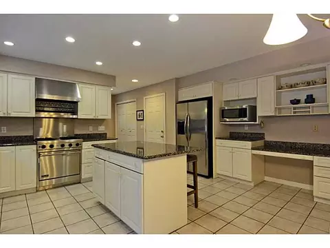 21 Piezzo Dr, Westerly, RI 02891 photo 12