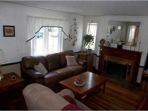 70 Macarthur Dr, Warwick, RI 02889 photo 11
