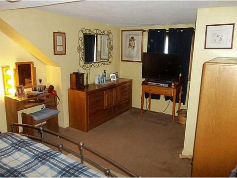 70 Macarthur Dr, Warwick, RI 02889 photo 16